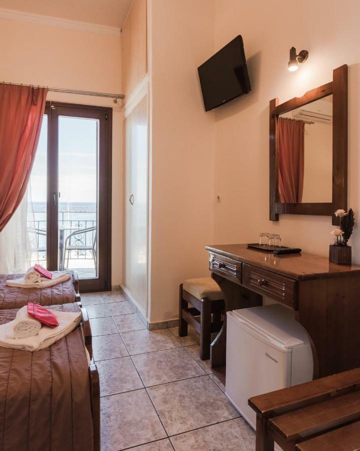 Poseidonio Hotel Tínos Extérieur photo