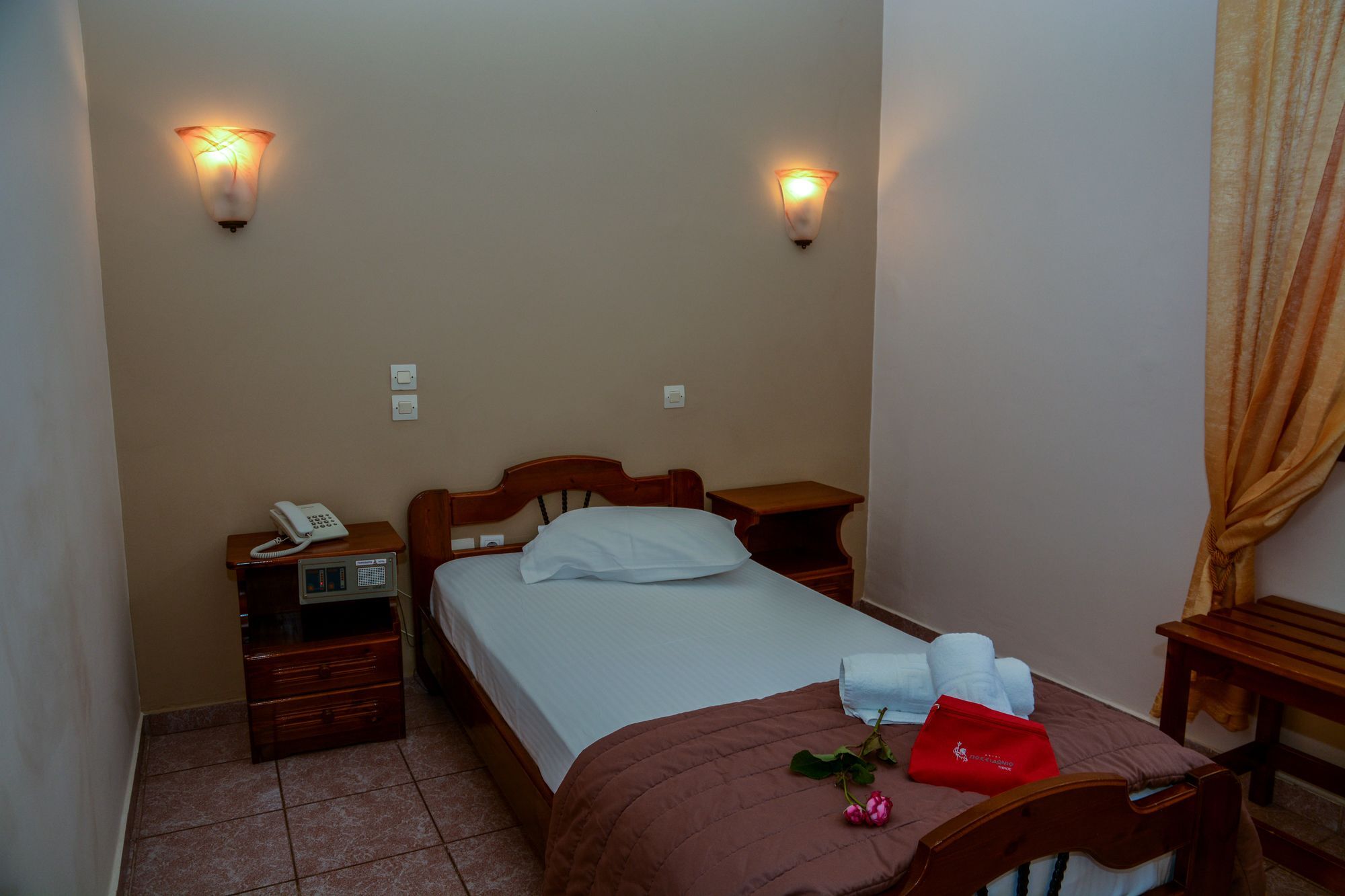 Poseidonio Hotel Tínos Extérieur photo