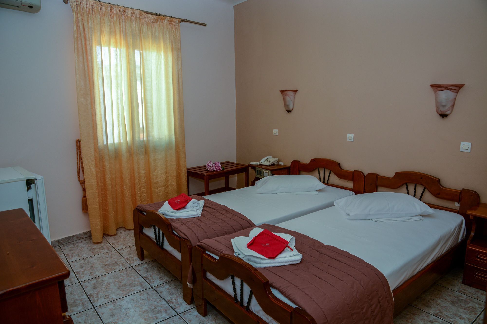 Poseidonio Hotel Tínos Extérieur photo